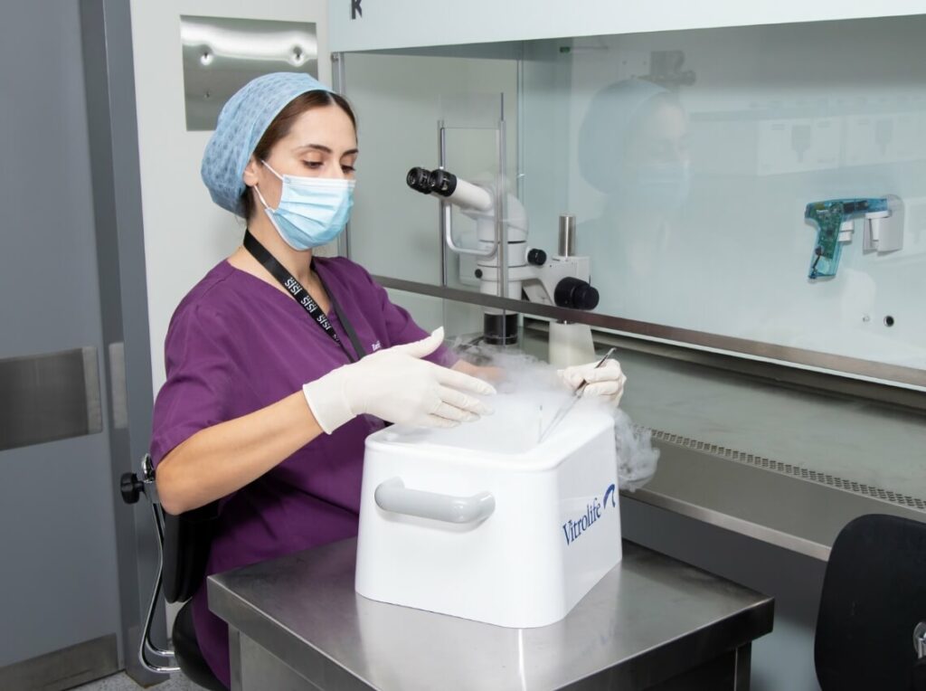 Fertility Preservation embryologist lab