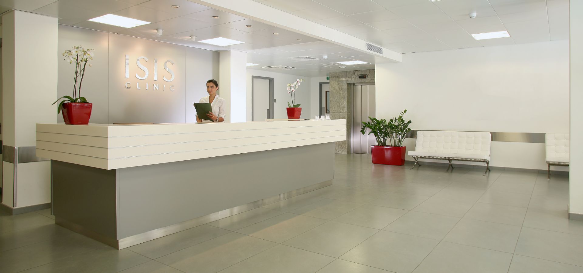 reception isis clinic
